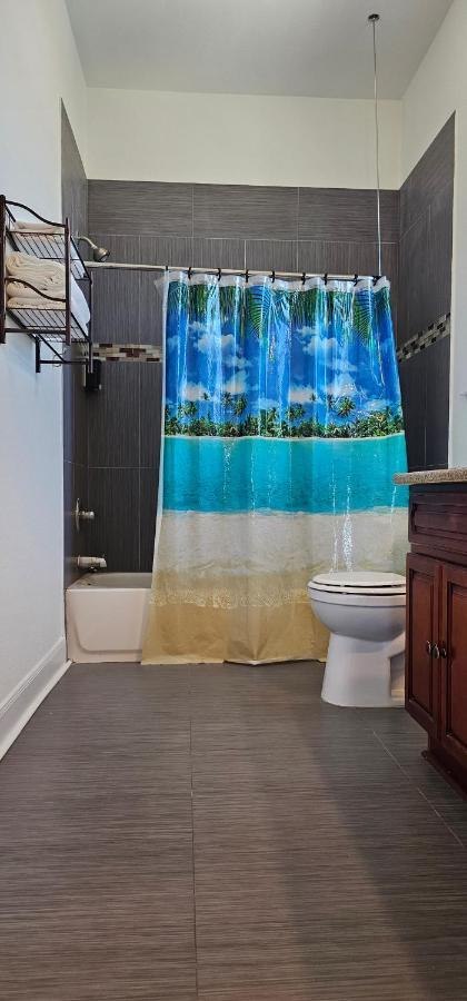 Private Beach -- Away From The Crowds - Ocean Views -Short Drive To Moody Gardens, Schlitter Bahn, Pleasure Pier Galveston Exterior foto